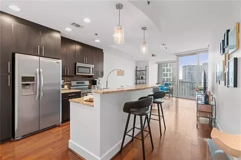 1080 Peachtree St NE #2006, Atlanta, GA 30309