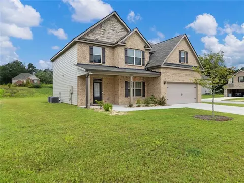 Exterior - 5667 Laney Dr, Rex, GA 30273 photo 3 of 8