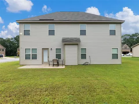 Exterior - 5667 Laney Dr, Rex, GA 30273 photo 6 of 8