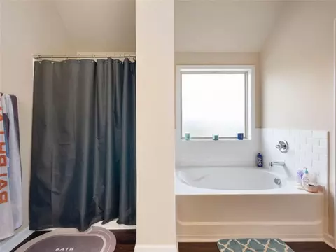 Bath - 5667 Laney Dr, Rex, GA 30273 photo 2 of 3