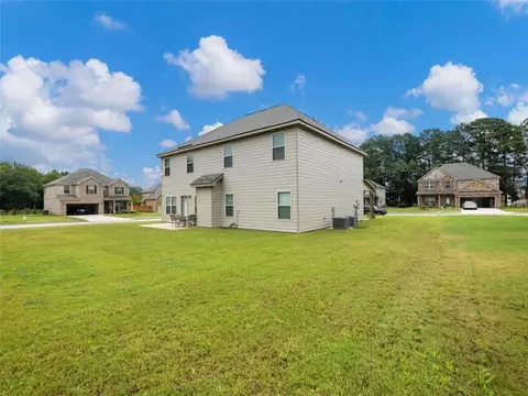 Exterior - 5667 Laney Dr, Rex, GA 30273 photo 7 of 8