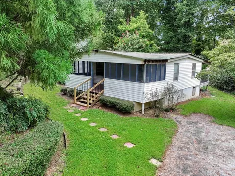 5359 Waterwood Dr, Gainesville, GA 30506