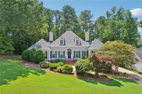 9532 Clear Lake Ct, Douglasville, GA 30135