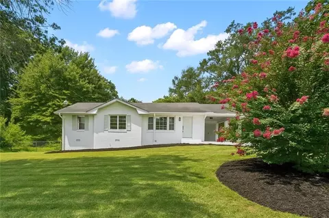 6521 Menlo Way, Rex, GA 30273