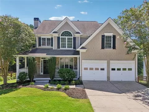 8985 Forest Path Dr, Gainesville, GA 30506