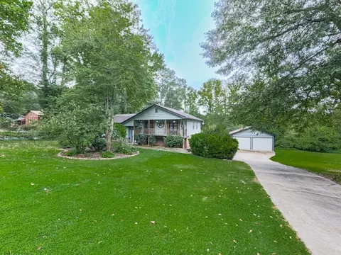 111 Sequoyah Cir, Canton, GA 30115