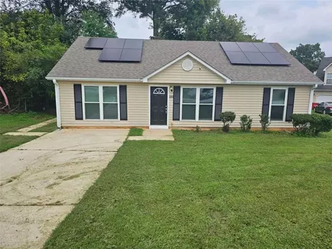 281 Willow Springs Dr, Jonesboro, GA 30238