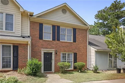 2646 Arbor Glen Pl, Marietta, GA 30066