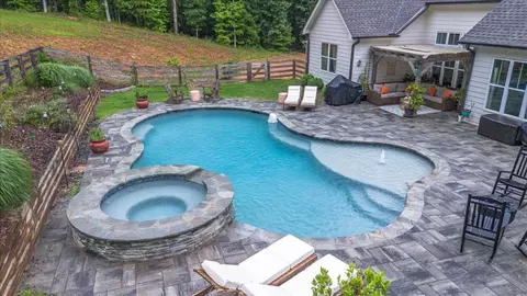 Exterior - 1069 Dean Hill Rd, Monroe, GA 30655 photo 6 of 16