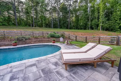 Exterior - 1069 Dean Hill Rd, Monroe, GA 30655 photo 9 of 16
