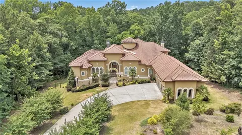 1608 Golden Creek Ct SW, Conyers, GA 30094