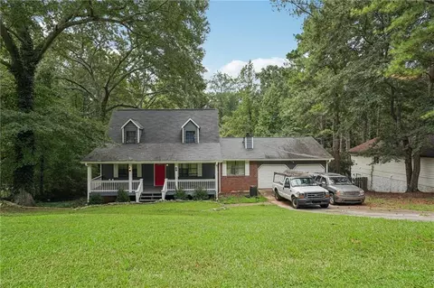 1418 Winchester Trl, Riverdale, GA 30296