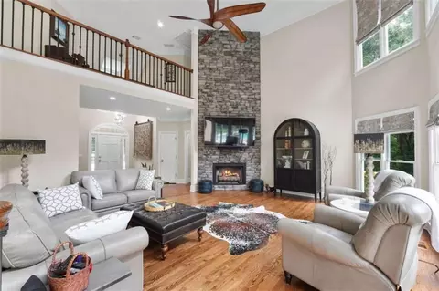 Living - 548 Harper Rd, Mcdonough, GA 30252 photo 1 of 2