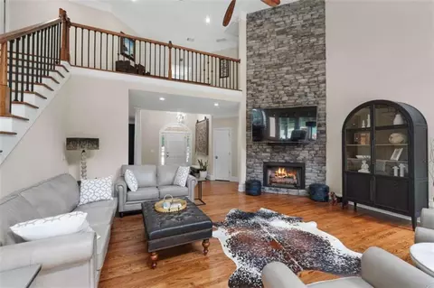 Living - 548 Harper Rd, Mcdonough, GA 30252 photo 2 of 2