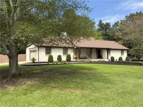 2641 Jodeco Dr, Jonesboro, GA 30236