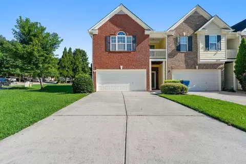 3823 Roses Trl, Fairburn, GA 30213