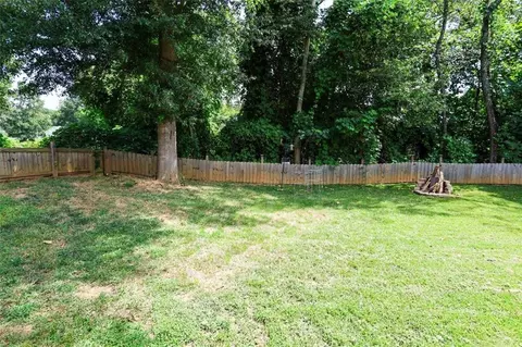 Exterior - 207 Van Wert St, Buchanan, GA 30113 photo 2 of 14