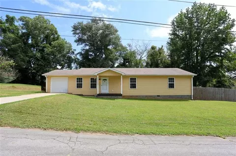 207 Van Wert St, Buchanan, GA 30113