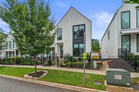 122 Pearl St, Woodstock, GA 30188