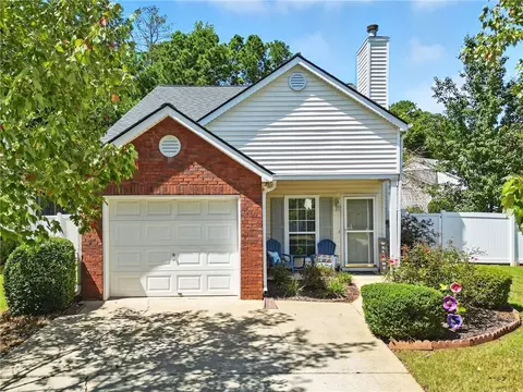 1057 Daventry Xing, Woodstock, GA 30188