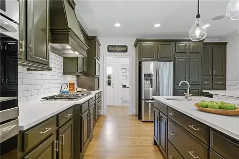 Kitchen - 403 Juniper Mill Trce, Canton, GA 30114 photo 2 of 6