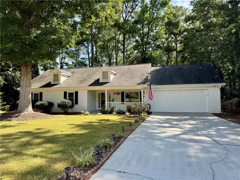 390 Christian Woods Dr, Conyers, GA 30013
