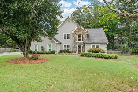 2375 Westport Cir SW, Marietta, GA 30064