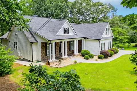 7037 Tara Dr, Villa Rica, GA 30180
