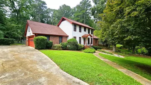 1634 Colonial South Dr SW, Conyers, GA 30094