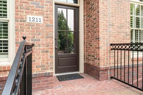 1211 Riverscall Ln, Atlanta, GA 30339