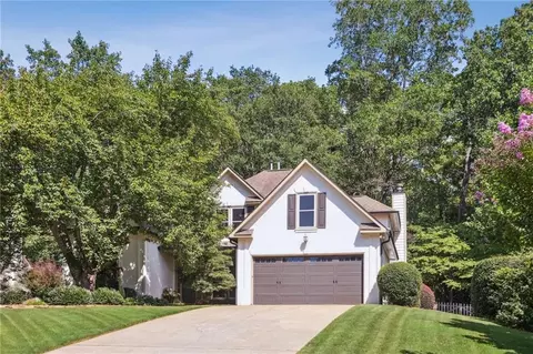 913 Chesterfield Pl NW, Marietta, GA 30064