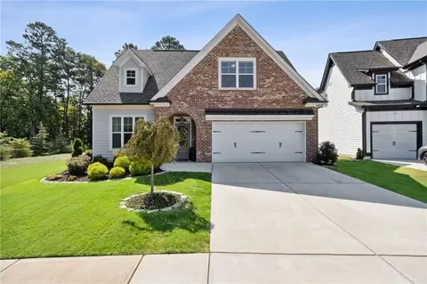 5220 Parkwood Dr, Flowery Branch, GA 30542