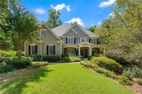 4028 Hickory Fairway Dr, Woodstock, GA 30188