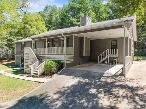 1741 Lanier Spring Dr NW, Gainesville, GA 30504