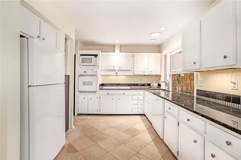 Kitchen - 3880 Admiral Dr, Chamblee, GA 30341 photo 1 of 3