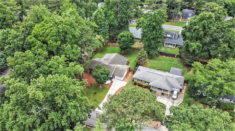 View/Area - 3880 Admiral Dr, Chamblee, GA 30341 photo 2 of 2