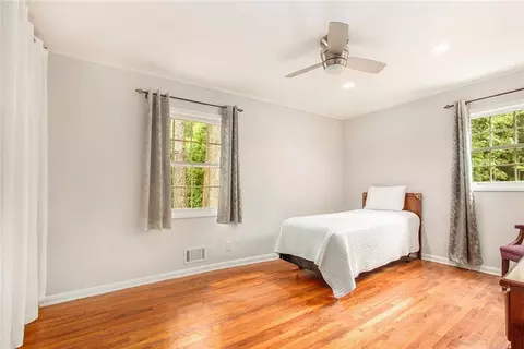 Bedroom - 3880 Admiral Dr, Chamblee, GA 30341 photo 2 of 5