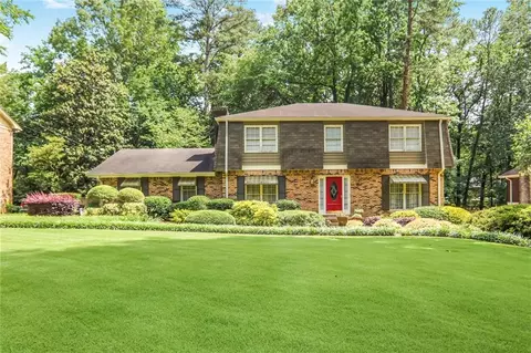 850 John Alden Rd, Stone Mountain, GA 30083