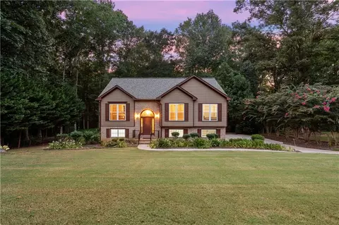 2610 Misty Hollow Ln, Cumming, GA 30040