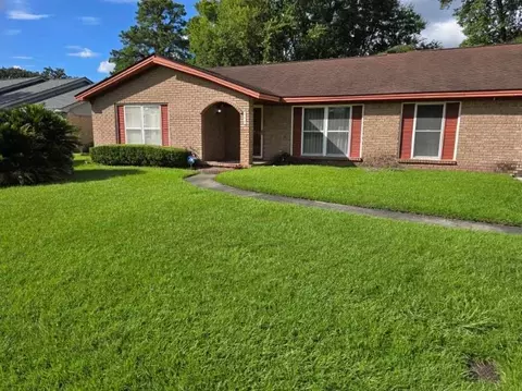 208 Leeds Gate Rd, Savannah, GA 31406