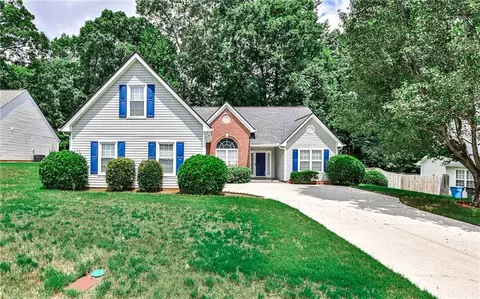 1505 Heatherton Rd, Dacula, GA 30019