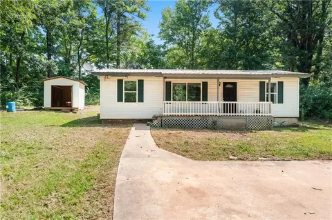 2709 Squires Rd, Gainesville, GA 30507