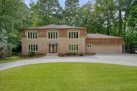 1045 Martin Ridge Rd, Roswell, GA 30076