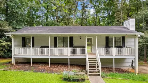 260 Powder Mill Dr, Dallas, GA 30157