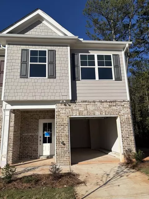 2825 Lillian Ln, Douglasville, GA 30135