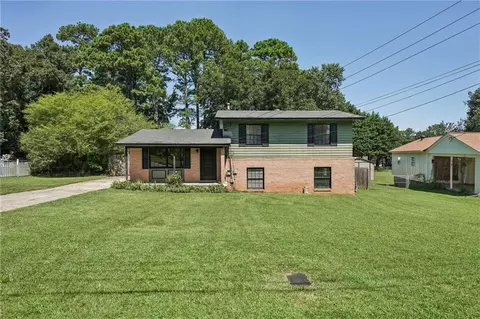 1378 Breezy Cir, Norcross, GA 30093