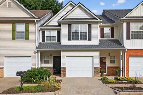4865 Beacon Ridge Ln, Flowery Branch, GA 30542