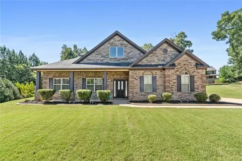 2200 Golden Eagle Dr, Locust Grove, GA 30248