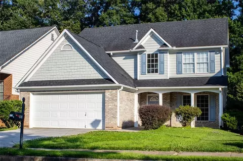 4640 Parkview Walk Dr, Lilburn, GA 30047