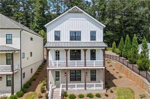 3900 White St, Suwanee, GA 30024
